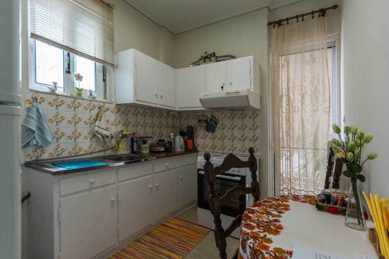 Cozy & Quiet Central Apartment Kalamata Exterior photo